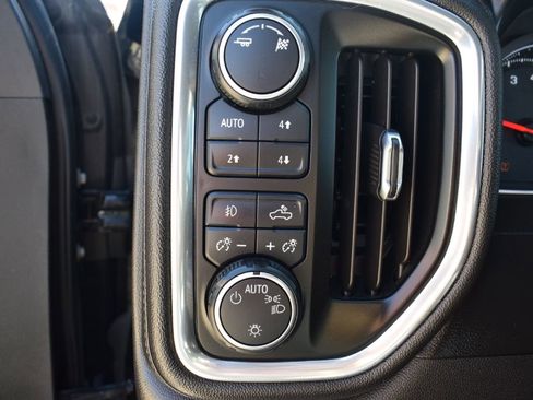 Used 2019 Chevrolet Silverado 1500 LT Trail Boss image 15