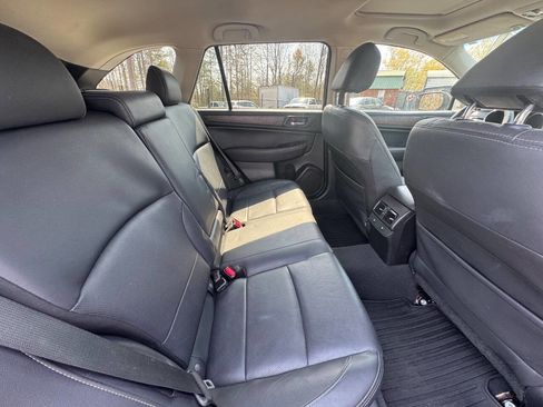 Used 2015 Subaru Outback 3.6R Limited AWD/4WD image 16