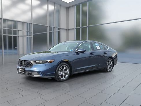 Used 2024 Honda Accord EX image 5