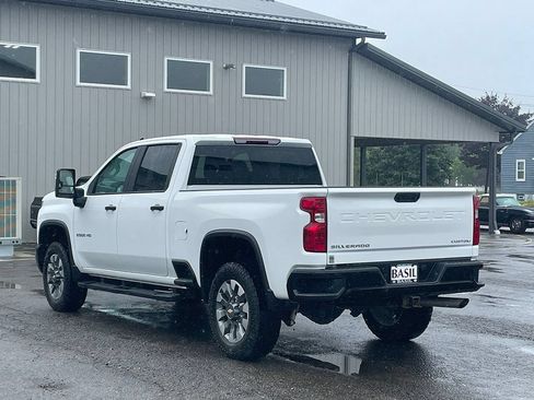 Used 2024 Chevrolet Silverado 2500 Custom w/ Custom Value Package AWD/4WD image 13