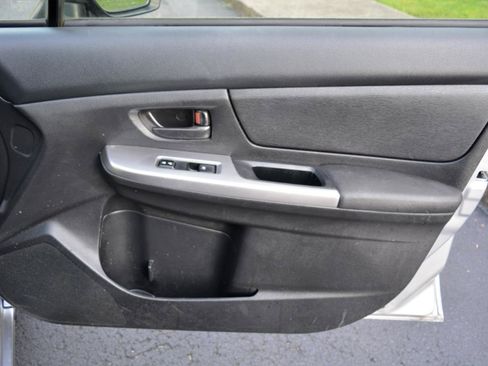 Used 2016 Subaru Impreza 2.0i AWD/4WD image 18