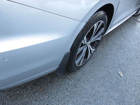 Used 2020 Volkswagen Passat 2.0T SEL image 35