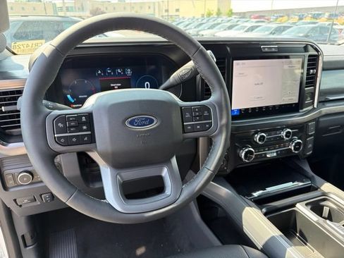 New 2026 Ford F350 Lariat w/ Lariat Premium Package AWD/4WD image 16