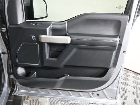 Used 2020 Ford F150 Lariat w/ Equipment Group 502A Luxury AWD/4WD image 13