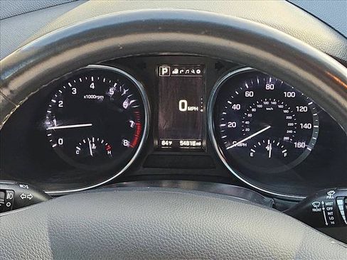 Used 2018 Hyundai Santa Fe Sport FWD image 11