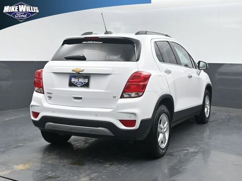 Used 2020 Chevrolet Trax LT w/ Driver Confidence Package FWD image 7