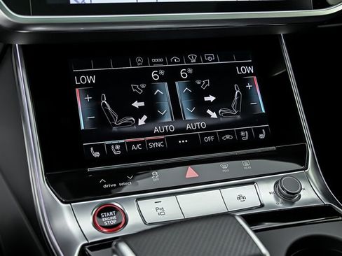 Used 2022 Audi RS 6 AWD/4WD image 27