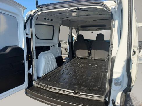 Used 2017 RAM ProMaster City Tradesman w/ Rear Back-up Camera Group FWD image 11