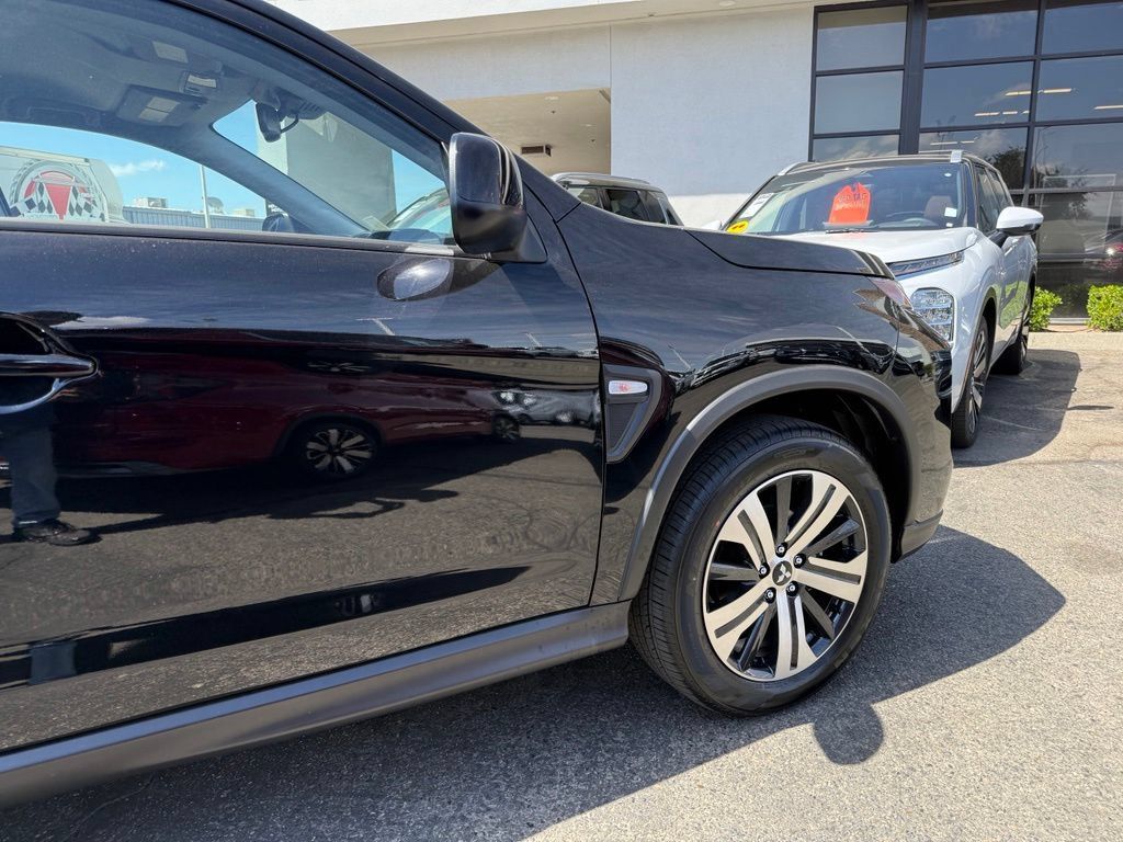 New 2027 Mitsubishi Outlander Sport ES FWD image 14