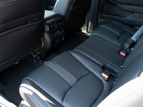 New 2025 Honda Pilot EX-L image 15
