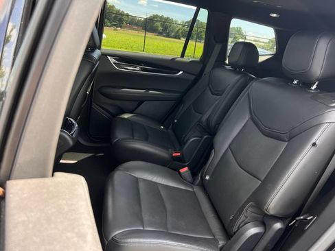 Used 2020 Cadillac XT6 Premium Luxury AWD/4WD image 19