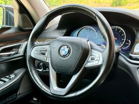 Used 2017 BMW 750i xDrive AWD/4WD image 20