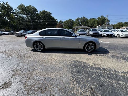 Used 2015 BMW 750Li RWD image 5
