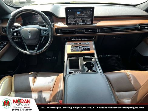 Used 2020 Lincoln Aviator Reserve w/ Equipment Group 202A AWD/4WD image 13