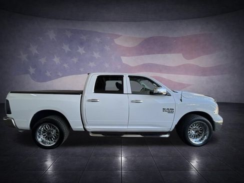 Used 2022 RAM 1500 Classic SLT RWD image 6