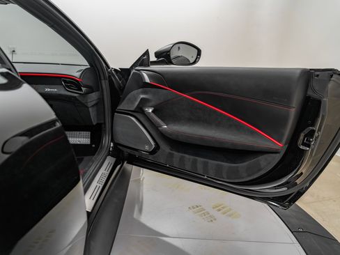 Certified 2024 Ferrari Roma image 17