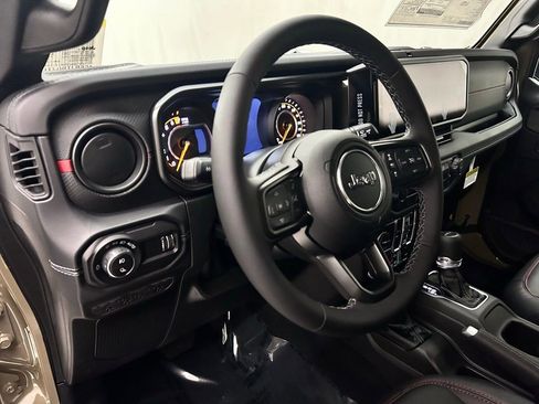 New 2026 Jeep Gladiator Rubicon AWD/4WD image 11