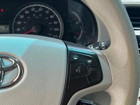 Used 2013 Toyota Sienna LE FWD image 26