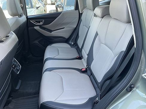 Used 2021 Subaru Forester Limited image 14