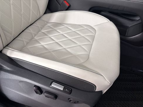 Used 2025 Volkswagen Atlas Cross Sport SEL Premium R-Line image 27