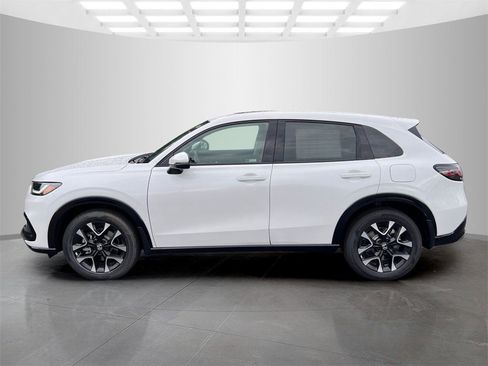 New 2026 Honda HR-V EX-L image 3