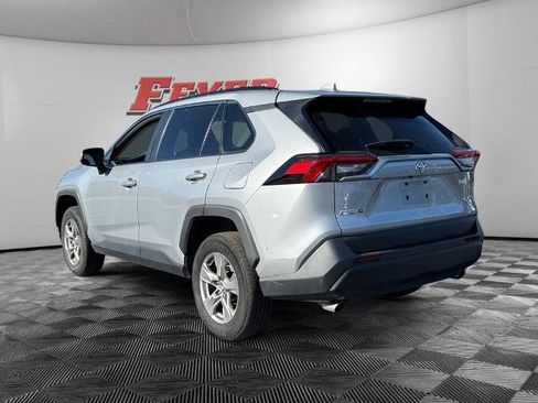 Used 2023 Toyota RAV4 XLE AWD/4WD image 3