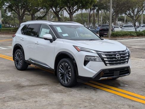 New 2026 Nissan Rogue Platinum image 7