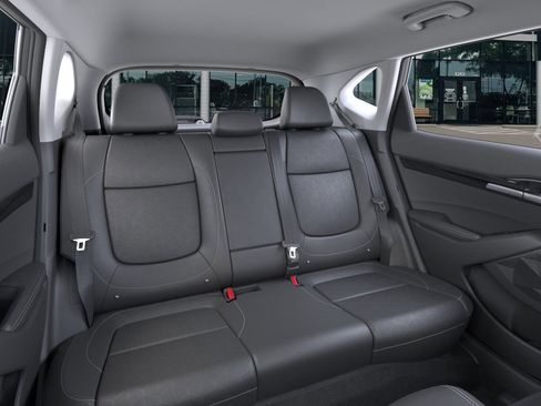 New 2026 Kia Seltos EX image 17