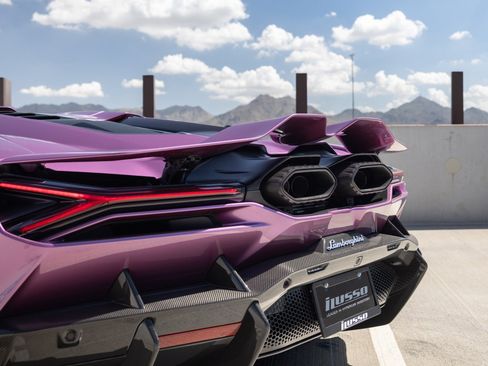 Used 2026 Lamborghini Revuelto AWD/4WD image 34