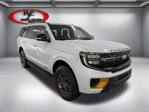 New 2026 Ford Expedition Tremor image 3