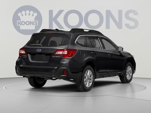 Used 2019 Subaru Outback 2.5i Touring AWD/4WD image 2