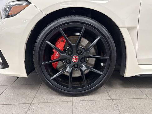Used 2023 Honda Civic Type R image 10