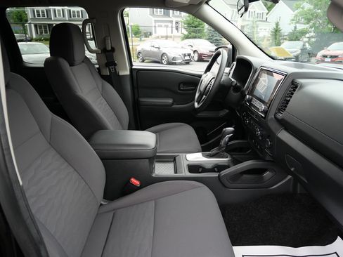 Used 2022 Nissan Frontier S w/ Technology Package AWD/4WD image 18
