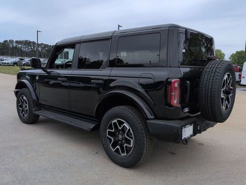 New 2026 Ford Bronco Outer Banks AWD/4WD image 6