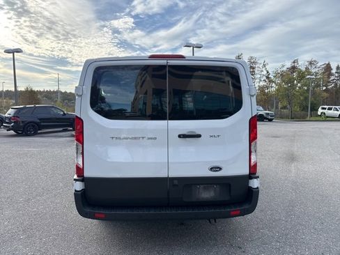Certified 2022 Ford Transit 350 XLT image 4