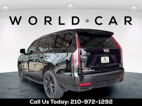 Used 2022 Cadillac Escalade Sport RWD image 9
