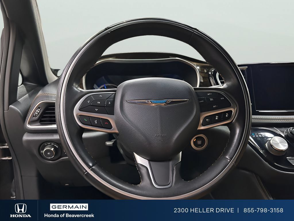 Used 2021 Chrysler Pacifica Pinnacle FWD image 12
