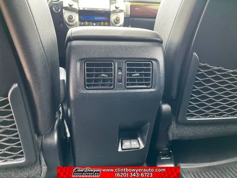 Used 2024 Toyota 4Runner Limited AWD/4WD image 23