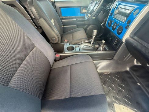 Used 2007 Toyota FJ Cruiser 4WD image 31