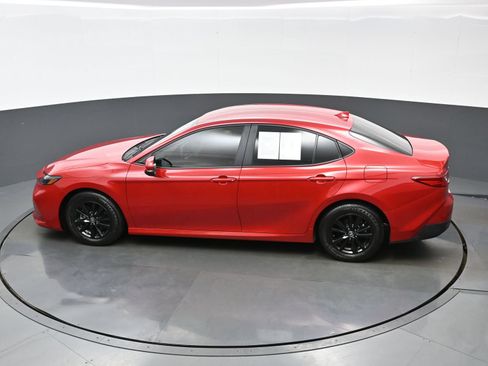 Used 2025 Toyota Camry LE FWD image 37