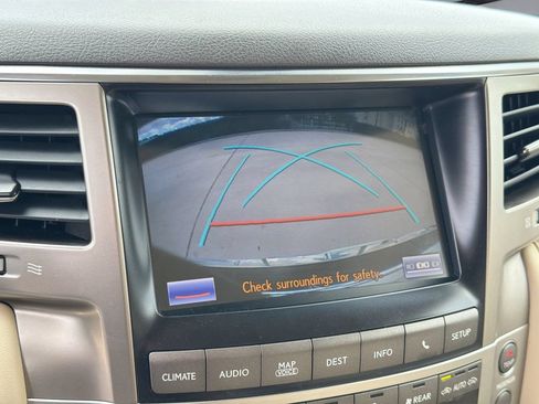 Used 2015 Lexus LX 570 4WD image 24