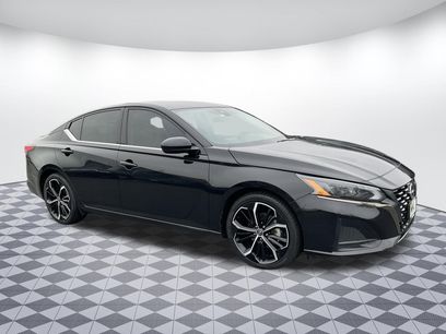 Used 2023 Nissan Altima 2.5 SR