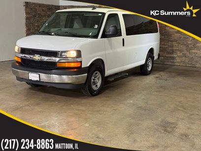 Used 2017 Chevrolet Express 2500 LT w/ LT Preferred Equipment Group