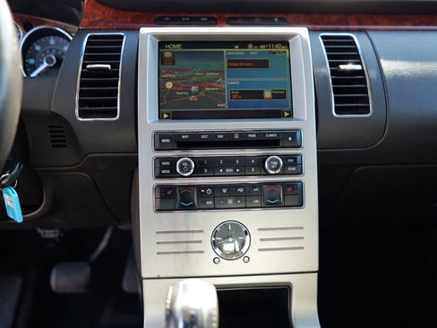 Used 2010 Ford Flex Limited image 23