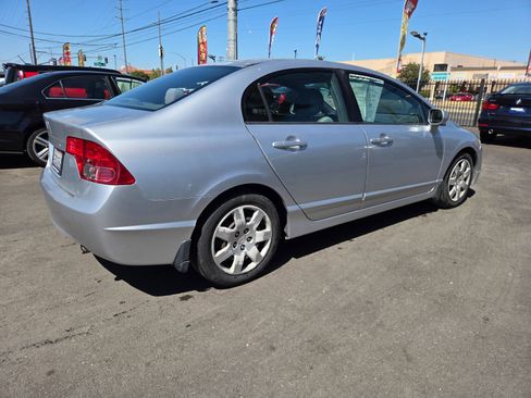 Used 2007 Honda Civic LX image 3