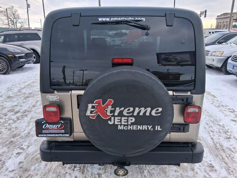 Used 2004 Jeep Wrangler Unlimited Sport Utility 2D image 10