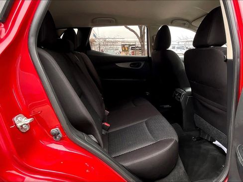 Used 2018 Nissan Rogue Sport S w/ S Appearance Package image 21