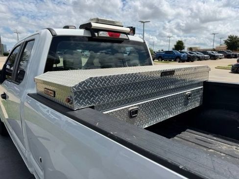 Used 2022 Ford F250 XL w/ Power Equipment Group RWD image 8