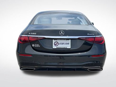Used 2023 Mercedes-Benz S 580 4MATIC Sedan image 5