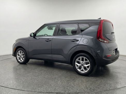 Used 2025 Kia Soul LX w/ LX Technology Package image 6